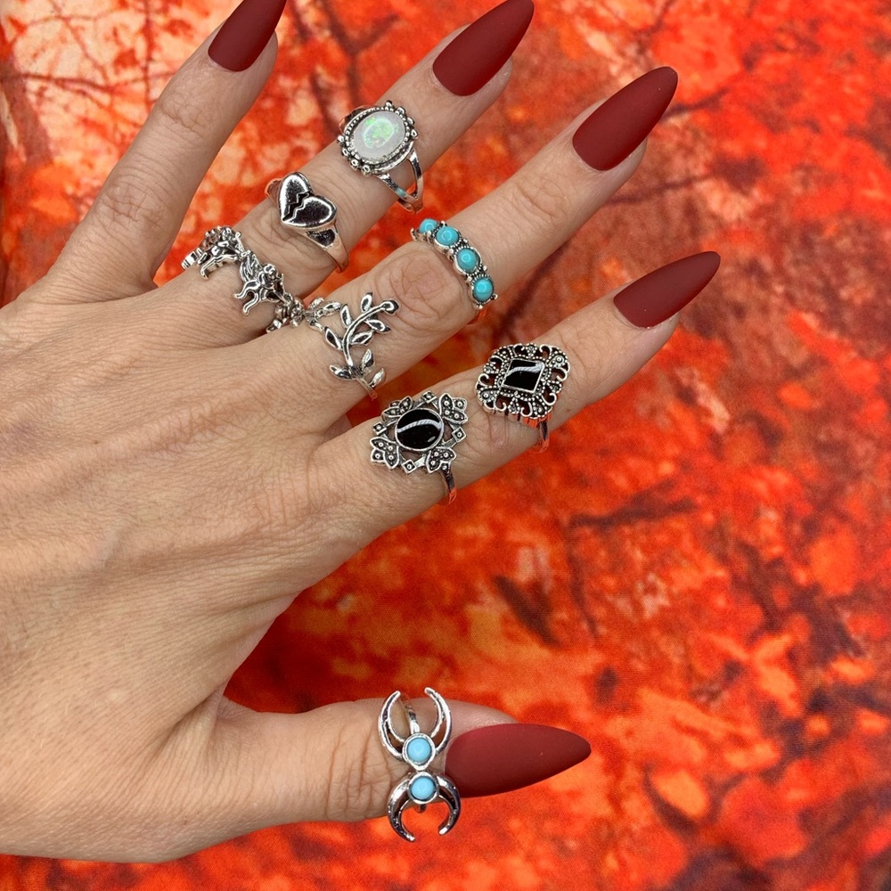 3/$10 NEW Boho Style Rings & MIDI Rings Design Mix / silver tone Bundle NWOT